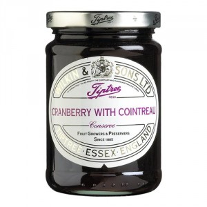 Cranberry & Cointreau Coserve